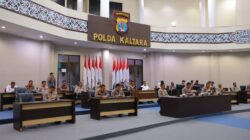 Kapolda Kaltara Hadiri Vicon Dalam Rangka Anev Perkembangan Sitkamtibmas Terkini