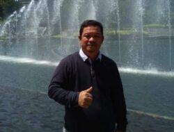 Pegiat Medsos Jelaskan Perbedaan Definisi Kritik LSM dengan Nyinyir DPR RI
