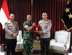Danyonif TP 880/Banuanta Sambangi Kapolda Kaltara, Perkuat Sinergi TNI-Polri